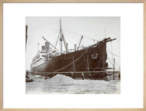 Cunard ship Alaunia in Royal Albert Dock 20th century