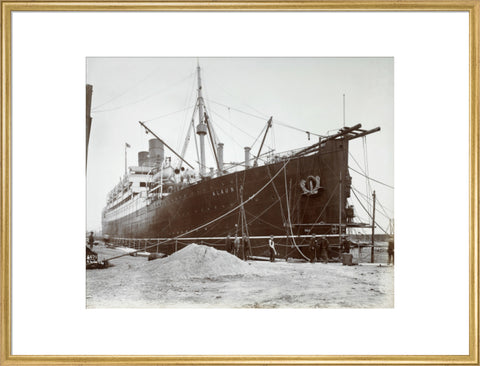 Cunard ship Alaunia in Royal Albert Dock 20th century