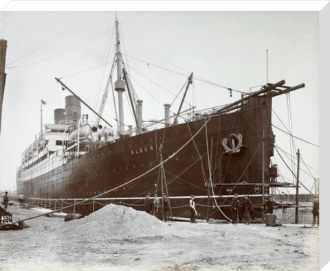 Cunard ship Alaunia in Royal Albert Dock 20th century