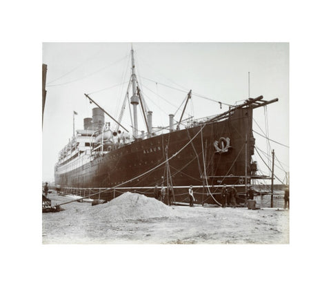 Cunard ship Alaunia in Royal Albert Dock 20th century