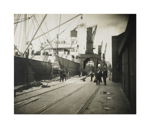 Discharging bagged cotton seed from Madras c. 1925