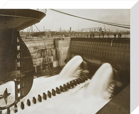 King George V Dock ship about to be flooded 1921