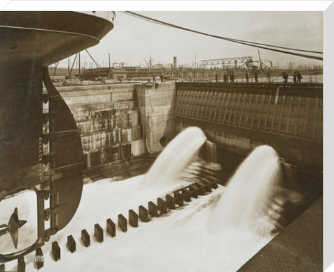 King George V Dock ship about to be flooded 1921