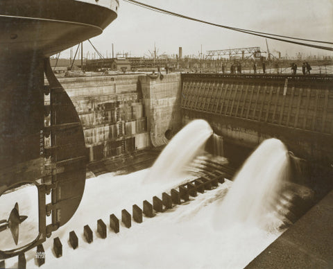 King George V Dock ship about to be flooded 1921