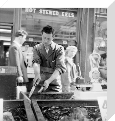 A Chapel Street Market eel stall 1955