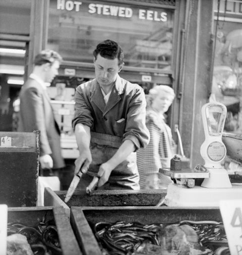 A Chapel Street Market eel stall 1955