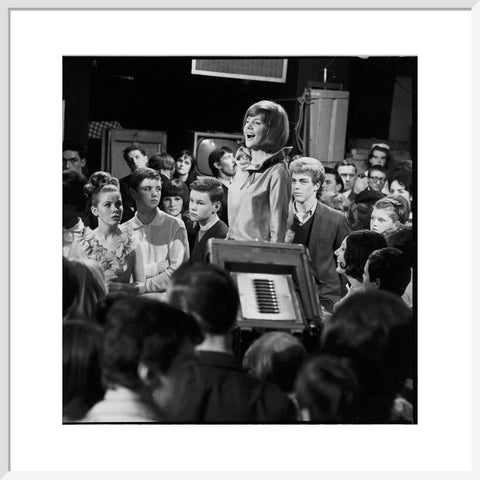 Cilla Black performs on Ready Steady Go! 1964