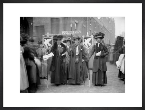 Suffragette procession of Journalists 1909