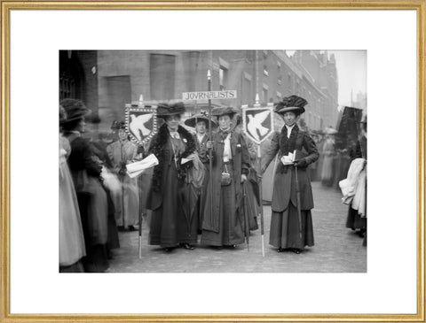 Suffragette procession of Journalists 1909