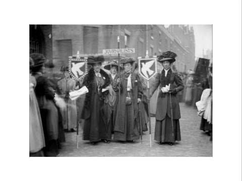 Suffragette procession of Journalists 1909