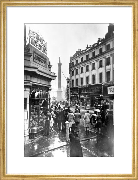 Nelson's Column with Lyons' Strand Corner House 20th century