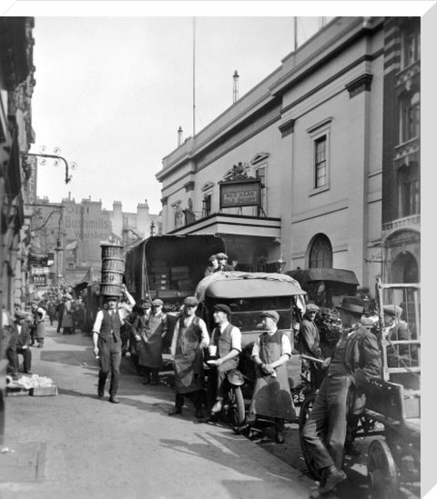 Garden market porters and van drivers outside the Theatre Royal Drury Lane 20th century