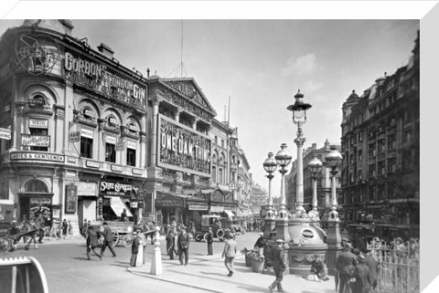 View of Piccadilly Circus 1927