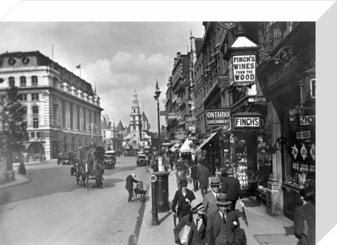 View of St. Clement Danes 20th century