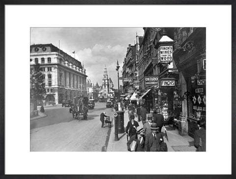 View of St. Clement Danes 20th century