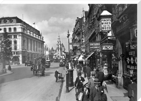 View of St. Clement Danes 20th century