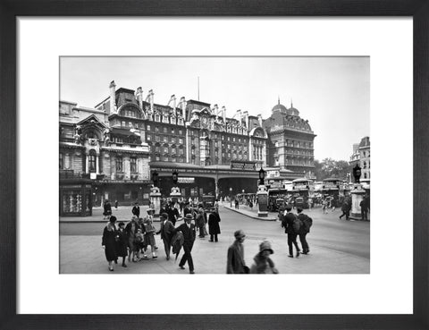 Forecourt of Victoria Station 20th century