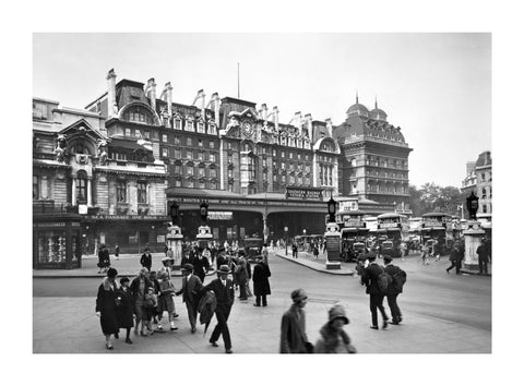 Forecourt of Victoria Station 20th century