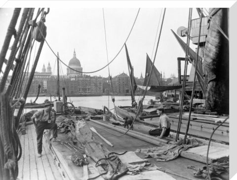 Sailing barge at Greenmoor Wharf Bankside 20th century