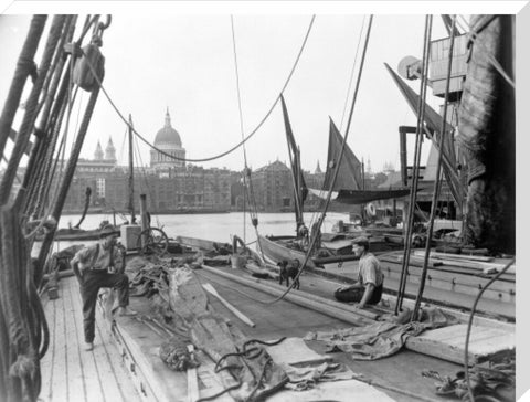 Sailing barge at Greenmoor Wharf Bankside 20th century