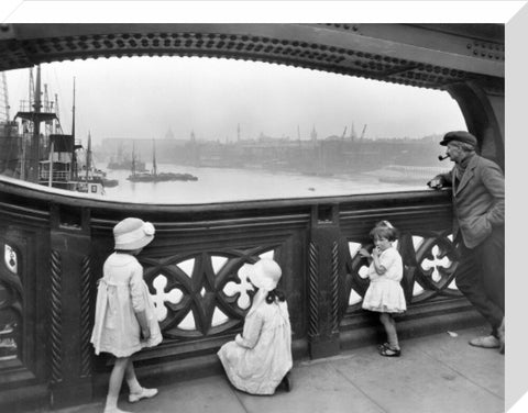 Children on the Tower Bridge 20th century