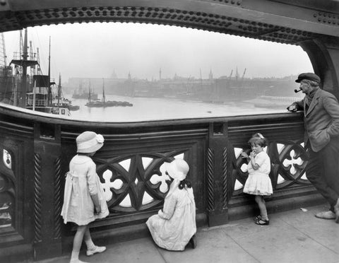 Children on the Tower Bridge 20th century