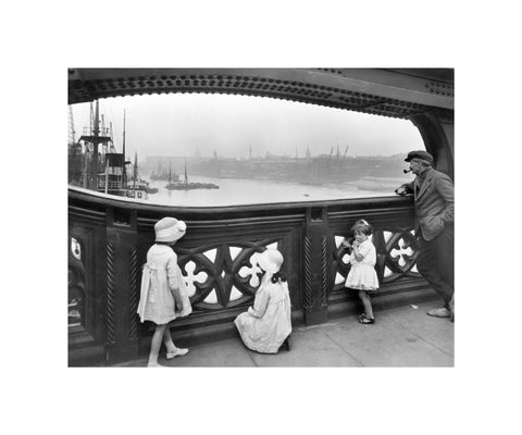 Children on the Tower Bridge 20th century