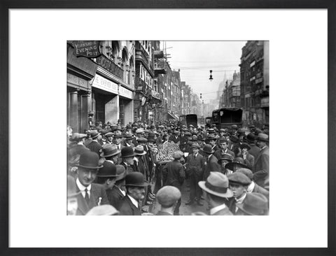 Fleet Street looking East 20th century