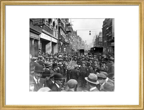 Fleet Street looking East 20th century