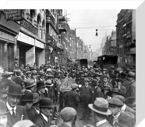 Fleet Street looking East 20th century