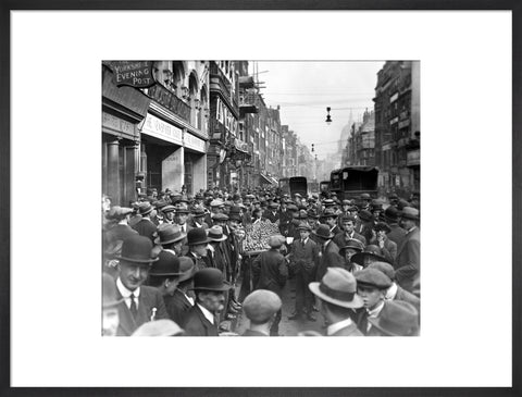 Fleet Street looking East 20th century