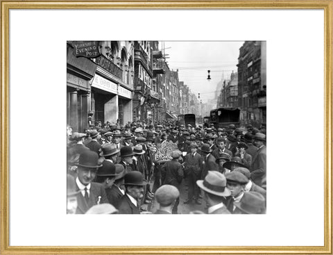 Fleet Street looking East 20th century