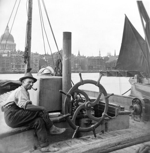 Sailing barge at Greenmoor Wharf rubbish depot Bankside 20th century