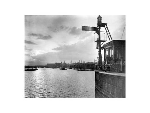 Sunset over the Upper Pool from Tower Bridge 20th century