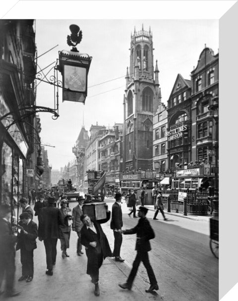 Street scene Fleet Street 20th century