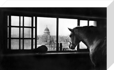 Multi-storey horse stables near Southwark Bridge 20th century