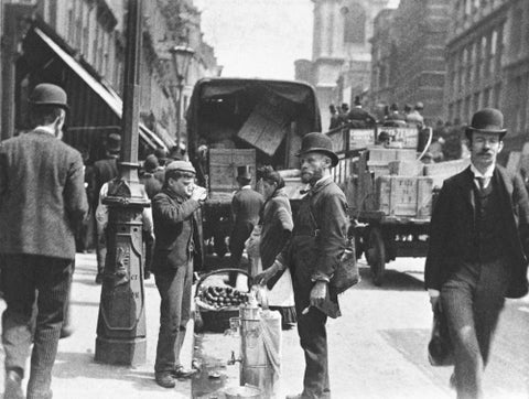 A street vendor in the City 1893