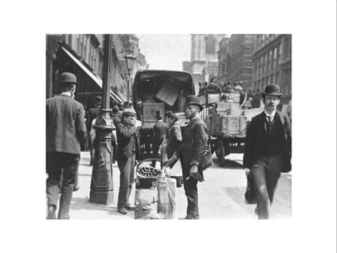 A street vendor in the City 1893