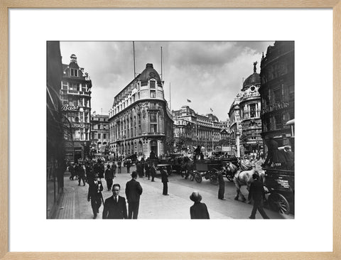 Wellington Street & Aldwych West 20th century