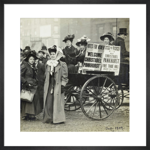 Christabel Pankhurst and Mary Gawthorpe welcomed at Manchester 1907