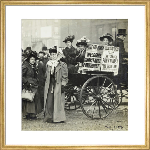 Christabel Pankhurst and Mary Gawthorpe welcomed at Manchester 1907