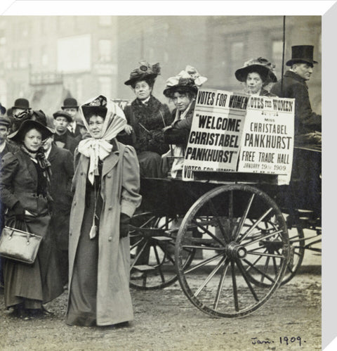 Christabel Pankhurst and Mary Gawthorpe welcomed at Manchester 1907