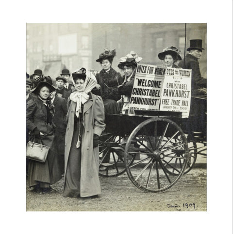 Christabel Pankhurst and Mary Gawthorpe welcomed at Manchester 1907