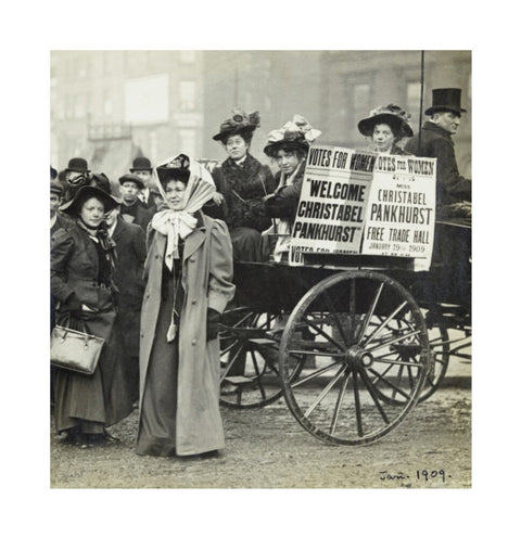 Christabel Pankhurst and Mary Gawthorpe welcomed at Manchester 1907