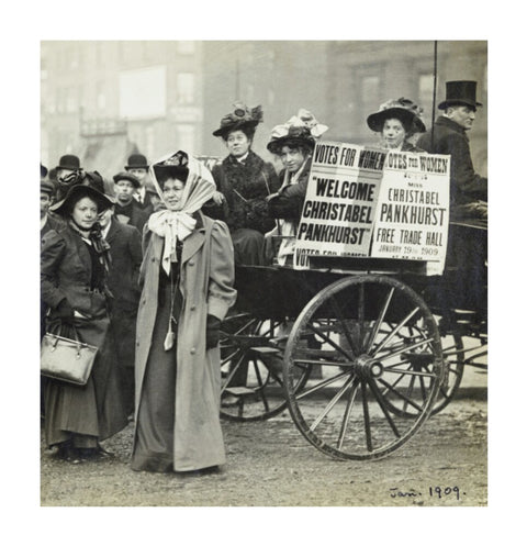 Christabel Pankhurst and Mary Gawthorpe welcomed at Manchester 1907