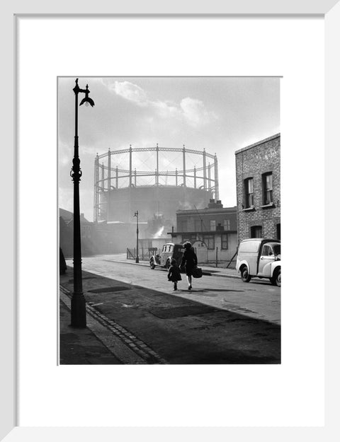 Gasworks at Nine Elms Battersea 1958
