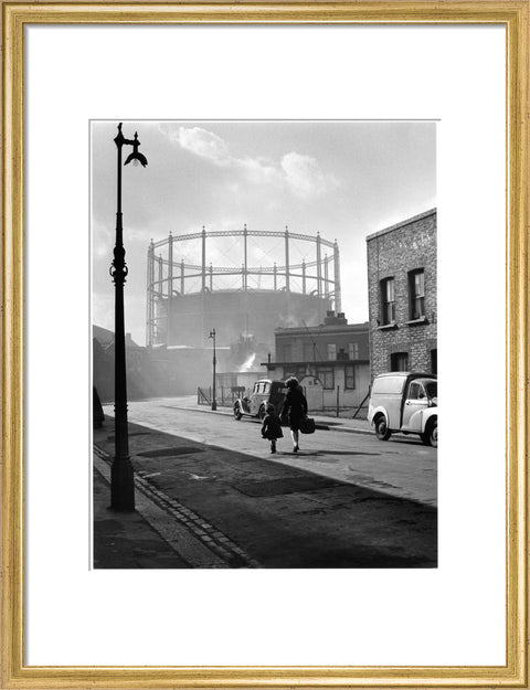 Gasworks at Nine Elms Battersea 1958