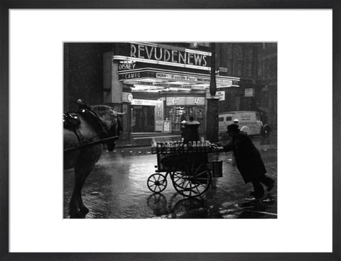 Milkman on Charing Cross Road 1935