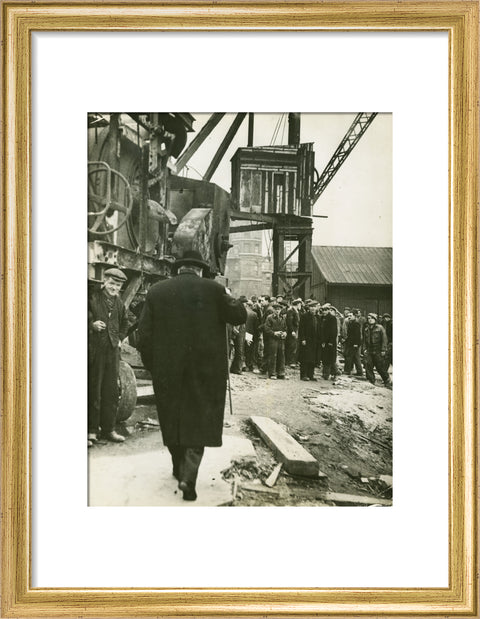 Winston Churchill East India Docks 1944