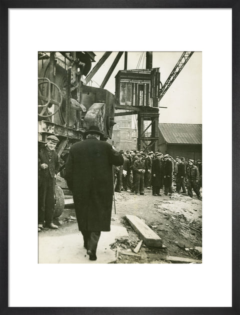 Winston Churchill East India Docks 1944